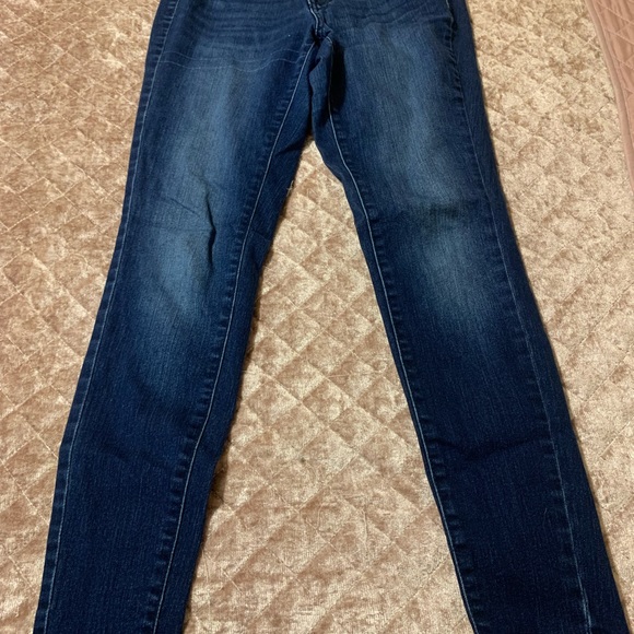 High Rise Jeggings - Picture 2 of 4